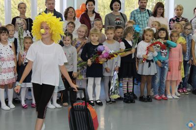 Торжественная линейка в ОДХК «Искорка»