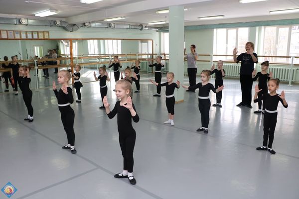 Детский театр танца «Эдельвейс». Первые шаги в мир танца