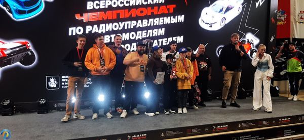Автомоделисты на Всероссийском чемпионате по шоссейно-кольцевым гонкам