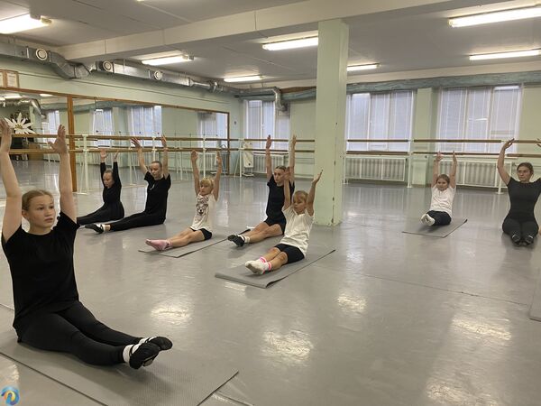 Приветствуем всех, кто любит танцевать