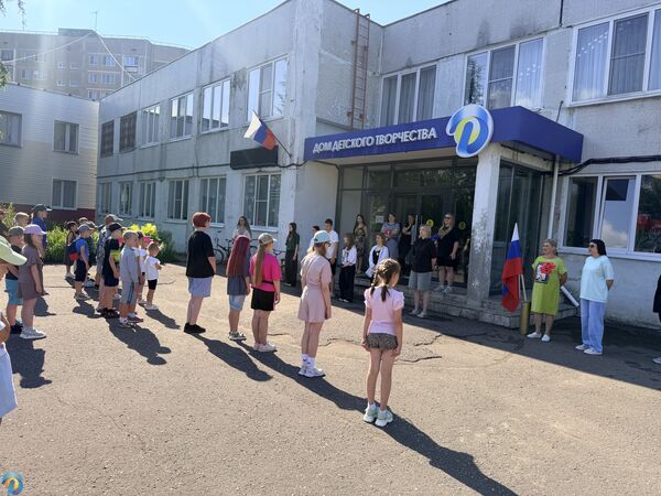 Первый день лагеря: торжественно, бодро и очень по‑взрослому